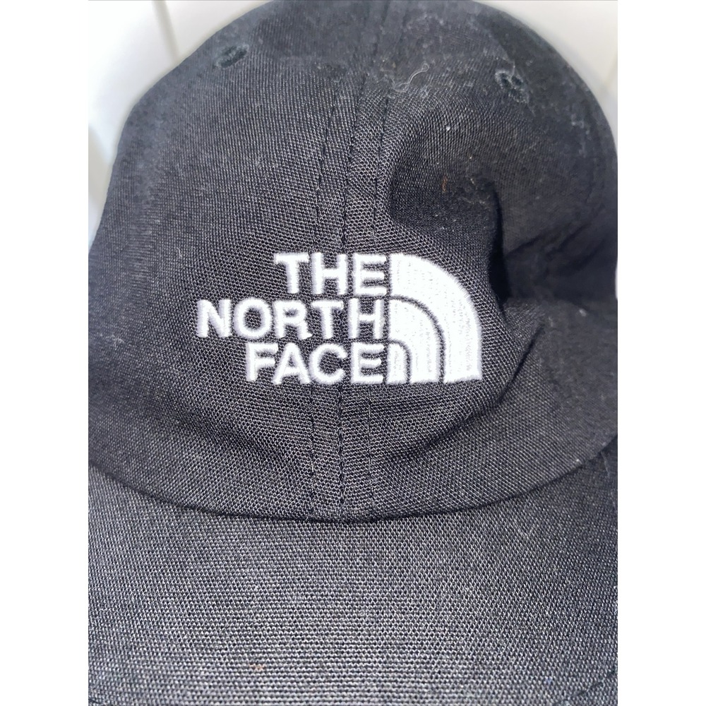 The North Face Baseball Cap Black With Adjustable Strap,‎ Pre Owned